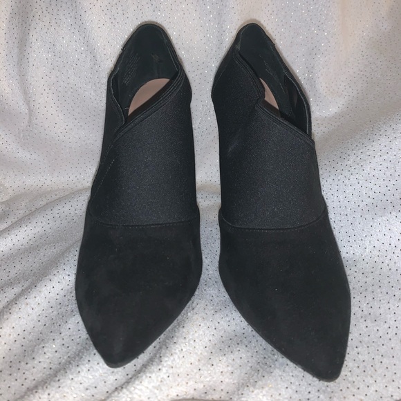 Vera Wang size 6 stiletto bootie - Picture 2 of 6